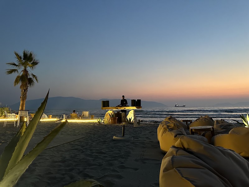 Nosso Beach Vlorë - Nosso Beach Vlorë, Rruga Murat Terbaç, Vlora 9400, Albania