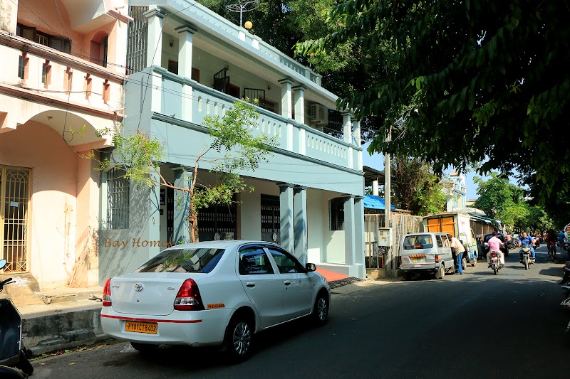 Bay Homes 2BHK W/T Bathtub Near Rock Beach