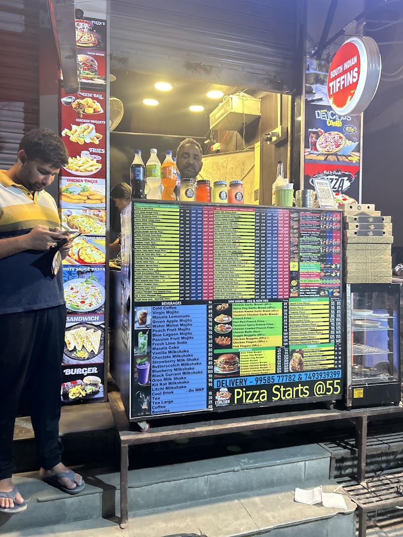 Kitchen Fusion Cafe - Kitchen Fusion Cafe F, 625, Ramphal Chowk Rd, next to Vishal Mega Mart, Block F, Sector 7 Dwarka, Palam, New Delhi, Delhi, 110077, India