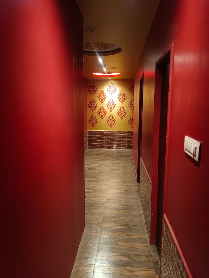 Aura Thai Spa - Best Spa in Raipur | Massage Center in Raipur - Aura Thai Spa - Best Spa in Raipur | Massage Center in Raipur, Gorija Tower, 1st Floor, Budhi Mata Chowk, Katoratalab, Old Rajendra Nagar, Katora Talab, Civil Lines, Raipur, Chhattisgarh 492001, India
