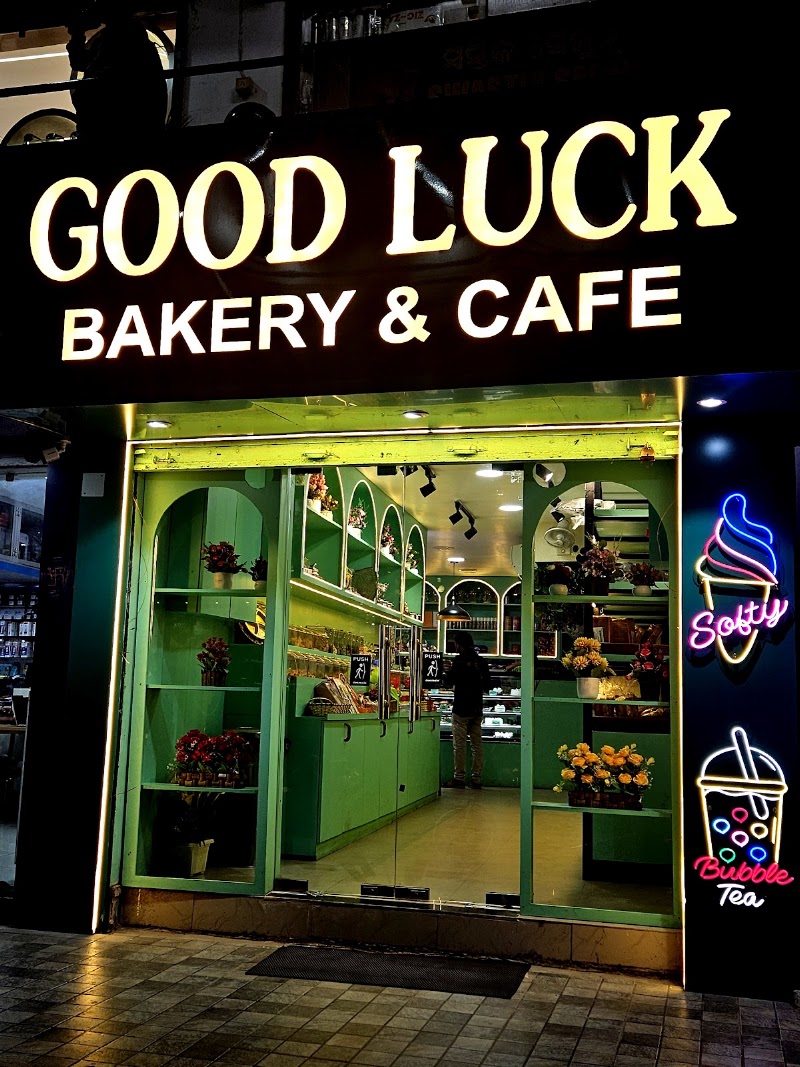 Good Luck Cakers Bakery & Cafe Budharaja,Sambalpur - Good Luck Cakers Bakery & Cafe Budharaja,Sambalpur, opposite MAX MALL, Budharaja, Sambalpur, Odisha 768004, India