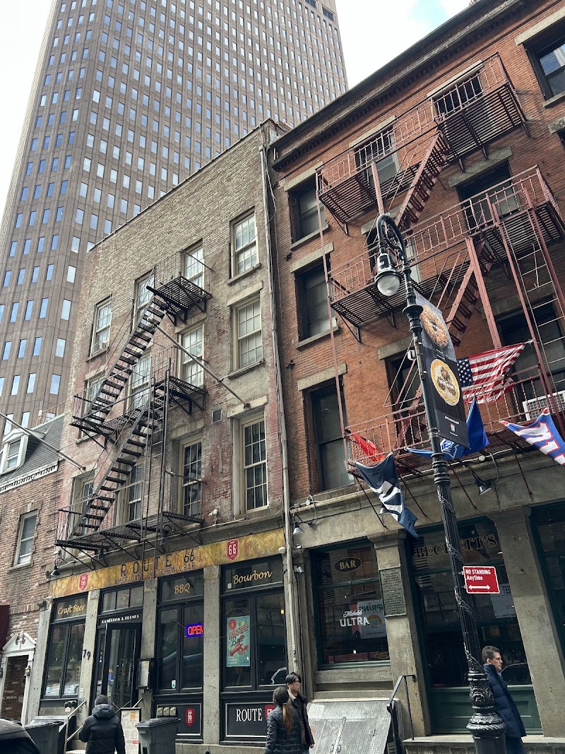 Beckett's Sports Bar - Beckett's Sports Bar 81 Pearl Street, 48 Stone St, New York, NY 10004, USA