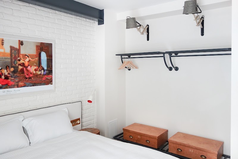 Pera Neuf - Pera Neuf Asmalı Mescit, General Yazgan Sk. No:9, 34200 Beyoğlu/İstanbul, Türkiye