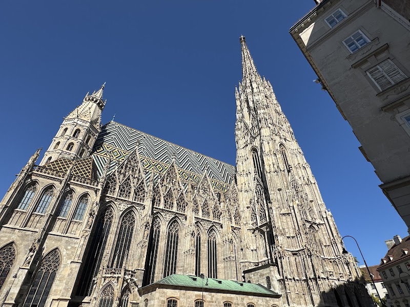 Guruwalk S.L. - Guruwalk S.L., Webgasse 28/1060, 1200 Wien, Austria