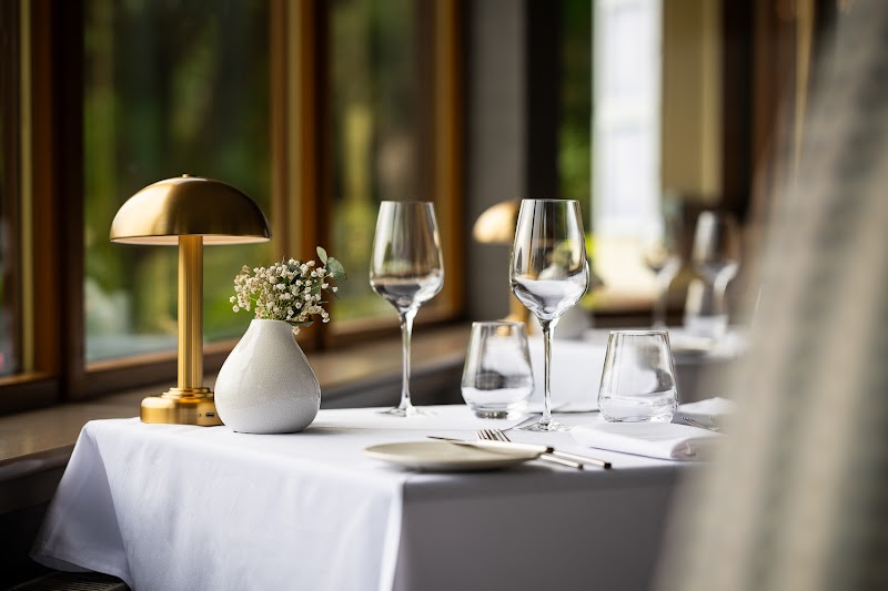 The View Restaurant - The View Restaurant Scorrybreac Rd, Portree IV51 9QU, UK