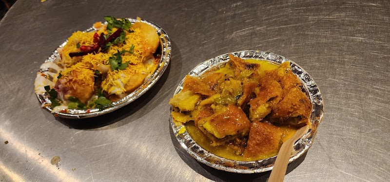 Shree babuji jodhpur misthan bhandar and bakery - Shree babuji jodhpur misthan bhandar and bakery Uit Complex, Airport Rd, Sundarwas, Khempura, Udaipur, Rajasthan 313003, India