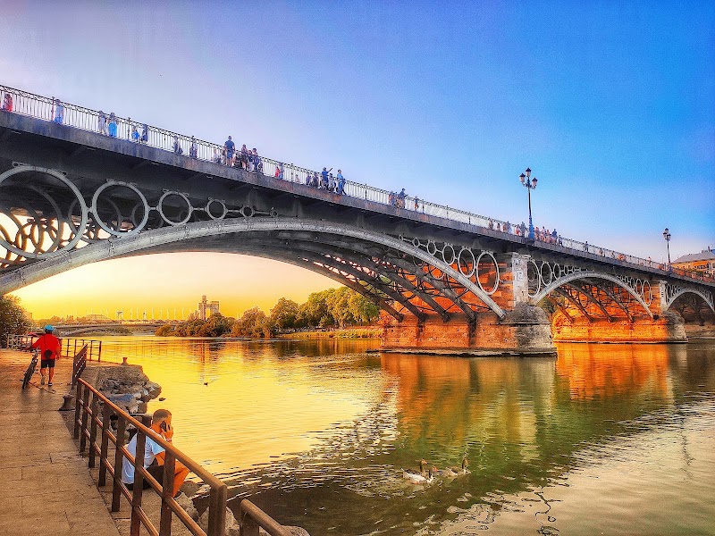 Triana Bridge - Triana Bridge, Puente de Isabel II, 30, 41010 Sevilla, Spain
