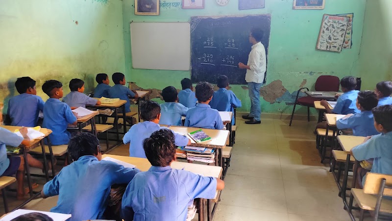 Ds sir Education centre - Ds sir Education centre, 2V4C+WWG, Ghont-2, Chhattisgarh 493661, India