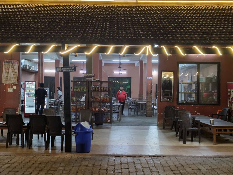 SUKHCHAIN DHABA - SUKHCHAIN DHABA, Thakur Tola, Chhattisgarh 491443, India