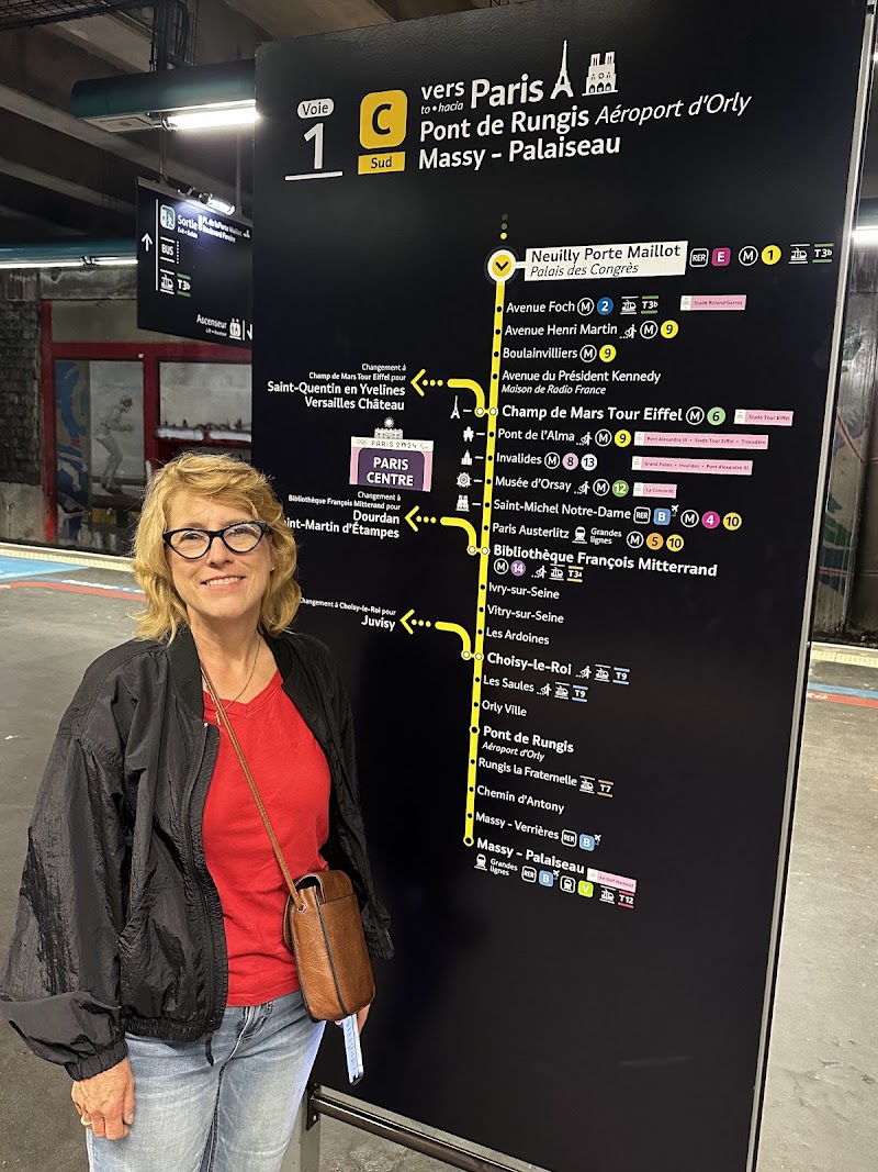 Porte Maillot RER - Boulevard Pereire - Porte Maillot RER - Boulevard Pereire 39 Rue Brunel, 75017 Paris, France