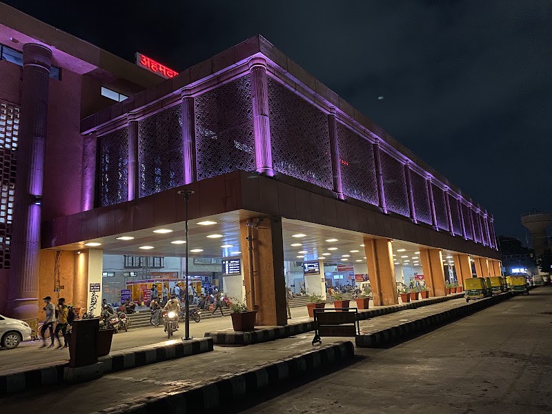 Ahmedabad Junction - Ahmedabad Junction, Kalupur Railway Station Rd, Sakar Bazzar, Kalupur, Ahmedabad, Gujarat 380002, India