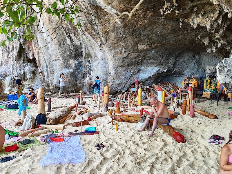 Phra Nang Beach - Phra Nang Beach 2R4Q+944, Stadt, Tambon Ao Nang, Amphoe Mueang Krabi, Chang Wat Krabi, Thailand