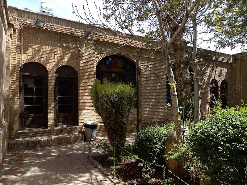 رختشویخانه - رختشویخانه, Zanjan Province, Zanjan, سعدى وسط كوچه ى رختشويخانه, MFCM+FXP, Iran