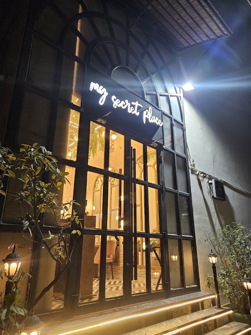 My Secret Place - My Secret Place SCO 04-07, Sec 23 A Palam Vihar road Palam Vihar, Sector 23A, Gurugram, Haryana 122017, India