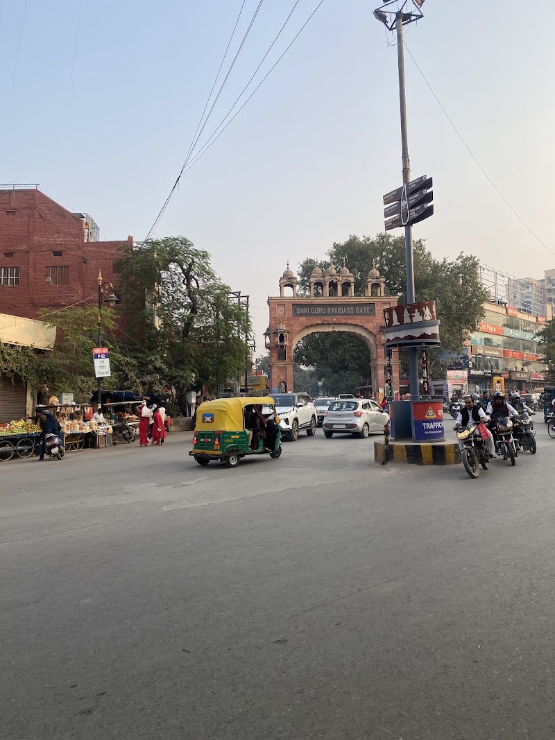 Vidyapeeth -Lanka Bhu Gate - Vidyapeeth -Lanka Bhu Gate, 72H3+W3Q, BHU - Lanka Rd, Bhogabir, Saket Nagar Colony, Lanka, Varanasi, Uttar Pradesh 221005, India