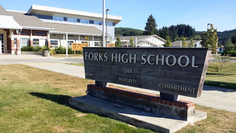 Forks High School - Forks High School, 261 Spartan Ave, Forks, WA 98331, USA