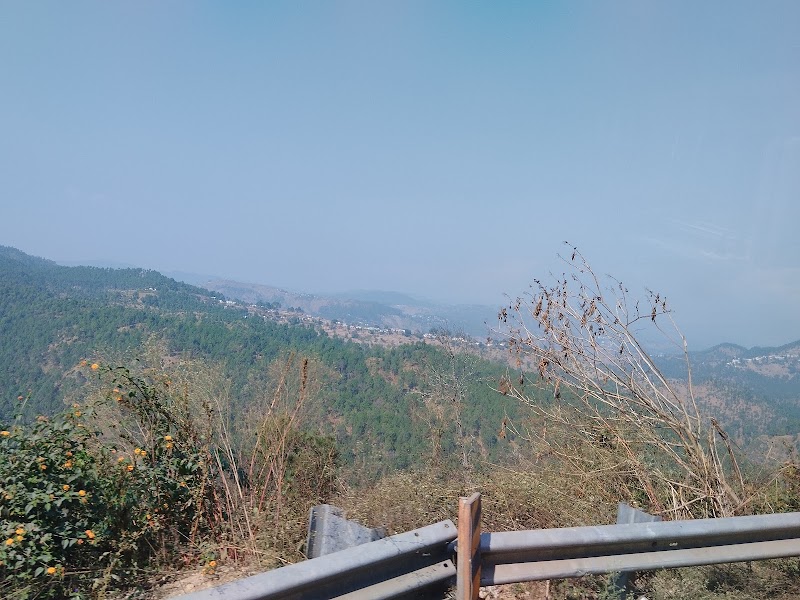 Almora hills - Almora hills HJWX+FX2, Unnamed Road, Paltan Bazar, Khatyari, Almora, Sarso, Uttarakhand 263601, India