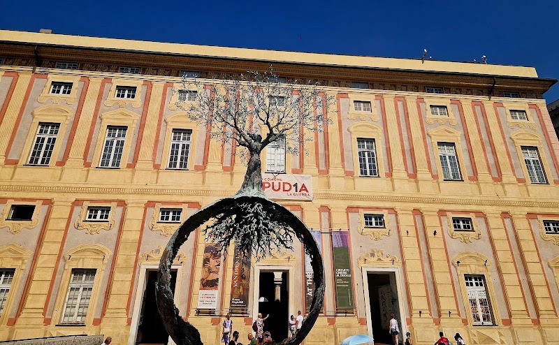 Piazza De Ferrari - Piazza De Ferrari, P.zza Raffaele de Ferrari, 16121 Genova GE, Italy