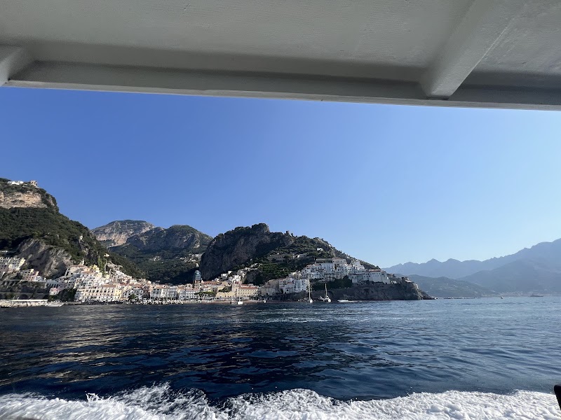 Travelmar - Biglietteria Traghetti Amalfi - Travelmar - Biglietteria Traghetti Amalfi, Molo Cassone, 84011, 84011 Amalfi SA, Italy