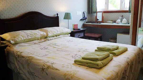 Acer Lodge Guest House - Acer Lodge Guest House 425 Queensferry Rd, Edinburgh EH4 7NB, UK