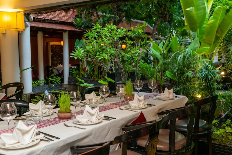 Malis Restaurant - Norodom Blvd - Malis Restaurant - Norodom Blvd, Phnom, 136 Norodom Blvd, Penh 12301, Cambodia