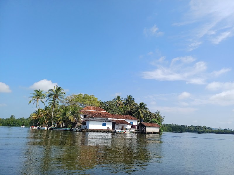 Madu Queen Boat Safari | Madu River - Madu Queen Boat Safari | Madu River, Nandana Gardens, Balapitiya 80550, Sri Lanka