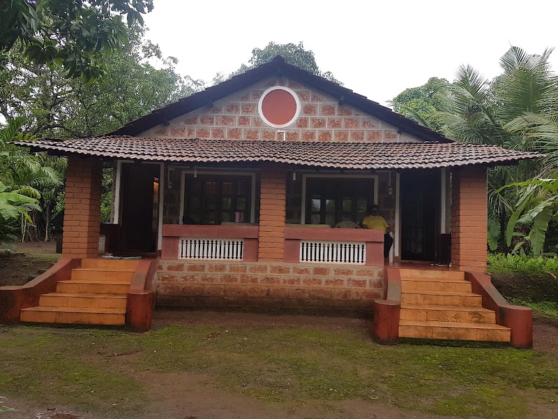 Dhuri Homestay - Dhuri Homestay, VMWH+FM2, Bowlekar wadi, Math, Maharashtra 416516, India