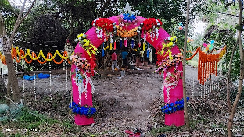 Rashbehari More - Rashbehari More, G88W+R88, Pratapaditya Rd, Anami Sangha, Sahanagar, Kalighat, Kolkata, West Bengal 700026, India