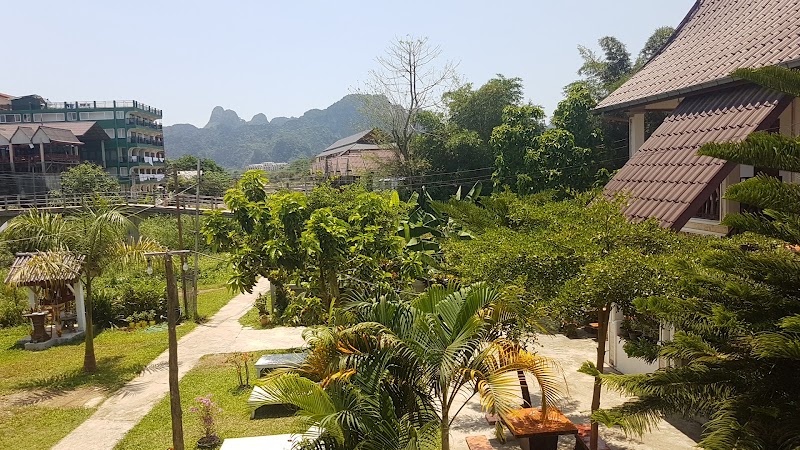 MANY RIVERSIDE Guesthouse - MANY RIVERSIDE Guesthouse, Nam Song River, WCHW+3H2, Vang Vieng, Laos