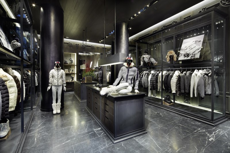 Moncler Frankfurt - Moncler Frankfurt, Goethestraße 25, 60313 Frankfurt am Main, Germany