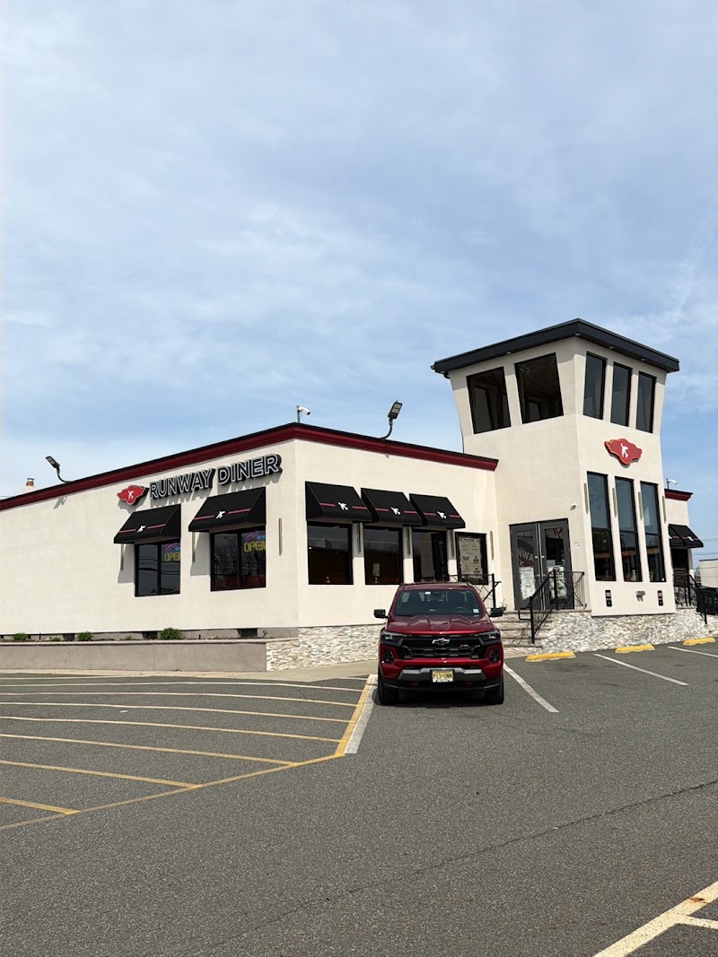 Runway Diner - Runway Diner, 380 US-46, South Hackensack, NJ 07606, USA