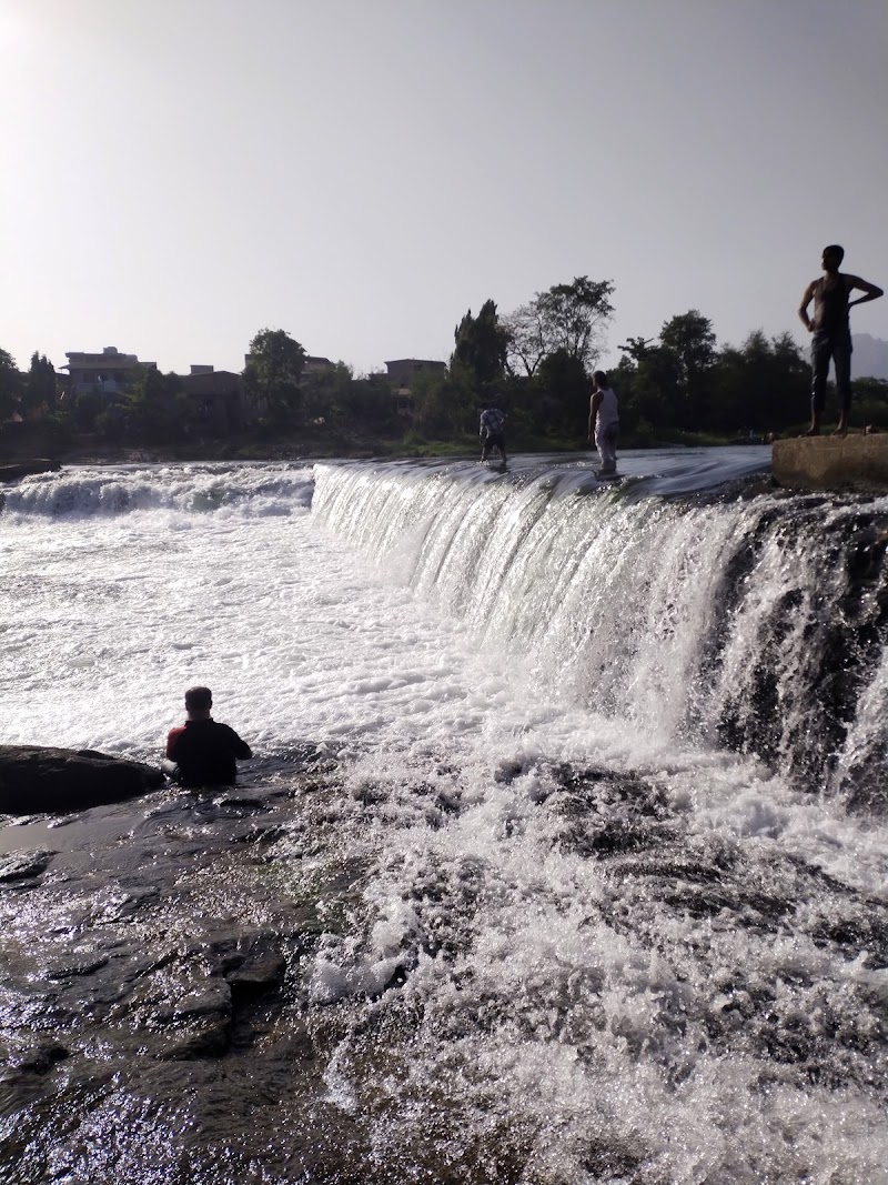 Bhatsa River waterfall - Bhatsa River waterfall, 97X9+XJ8, Vasind, Gerase, Maharashtra 421601, India