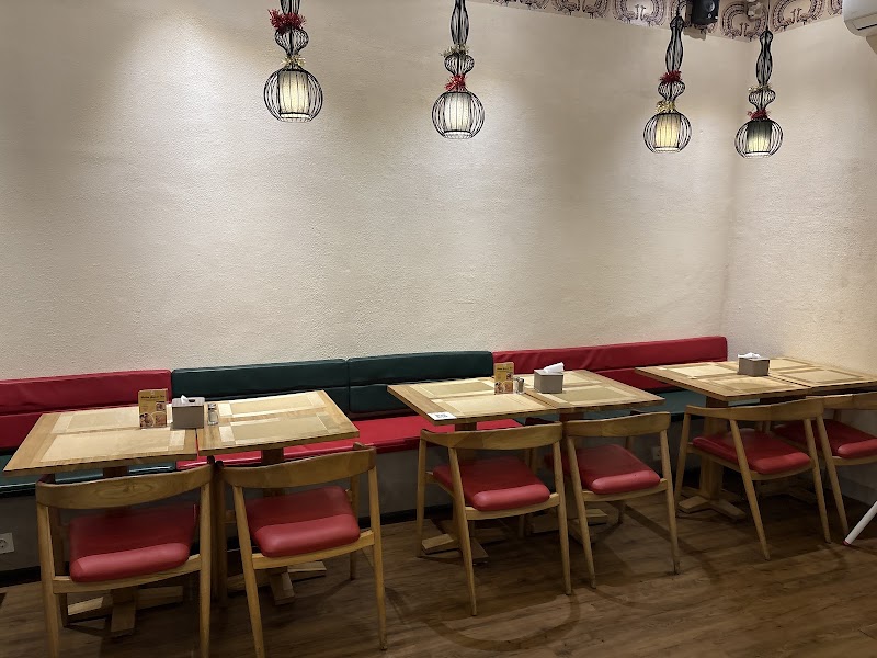 Sukh Saga Veg Rasoi PT - Pure Veg, Jain & Swaminarayan - Sukh Saga Veg Rasoi PT - Pure Veg, Jain & Swaminarayan, Jl. Kunti I No.8, Seminyak, Kec. Kuta, Kabupaten Badung, Bali 80361, Indonesia