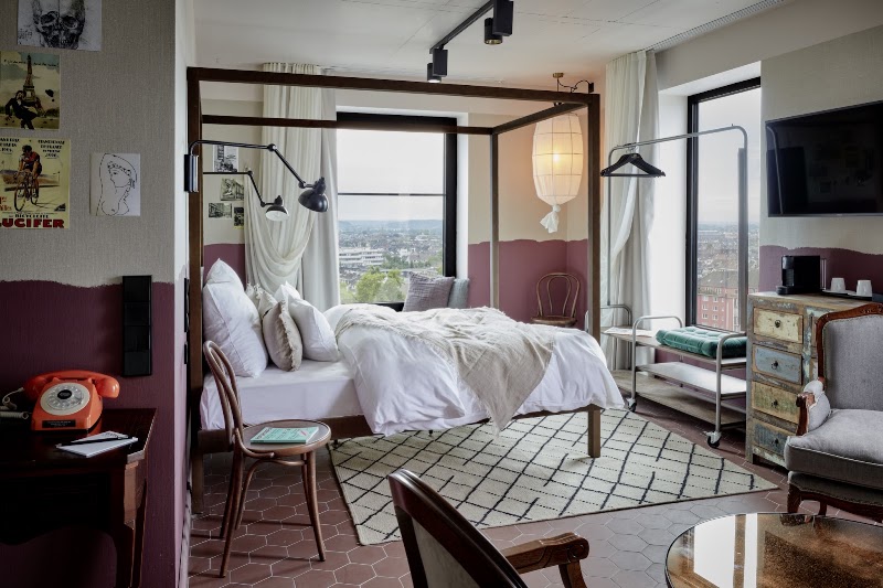 25hours Hotel Das Tour - 25hours Hotel Das Tour Louis-Pasteur-Platz 1, 40211 Düsseldorf-Stadtbezirk 1, Germany