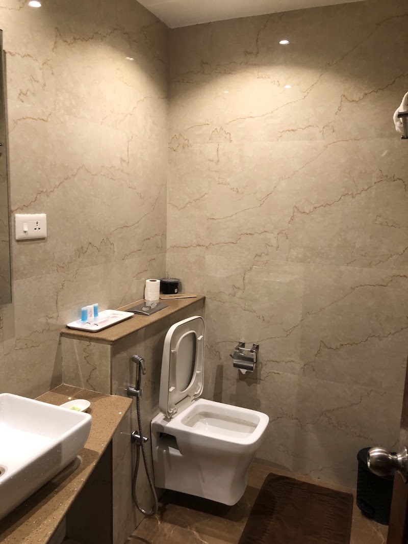 Hotel Atithi - Hotel Atithi 126, Sardar Vallabbhai Patel Salai, Heritage Town, Puducherry, 605001, India