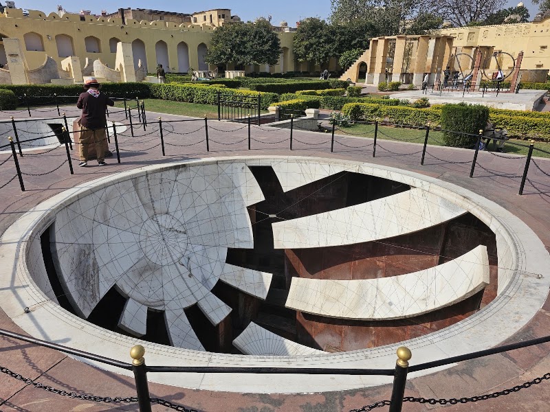 Chakra Yantra Jantarmantar - Chakra Yantra Jantarmantar Jalebi Chowk, Tulsi Marg, Gangori Bazaar, J.D.A. Market, Pink City, Jaipur, Rajasthan 302002, India