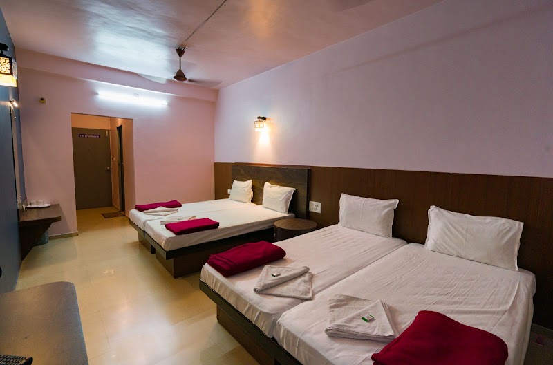Kinara Executive Lodge - Kinara Executive Lodge near Parivar Sweets, Thenkpete, Maruthi Veethika, Udupi, Karnataka 567101, India