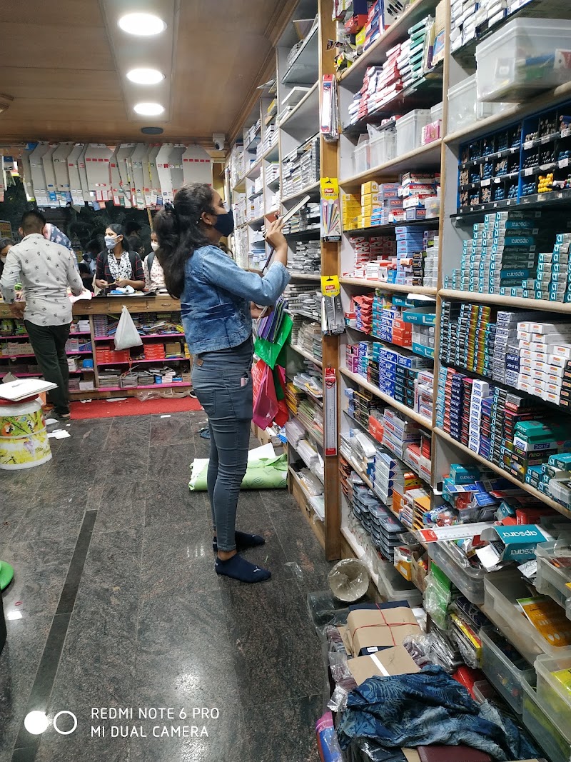 Reliance Stationery World - Reliance Stationery World, Sri Krishna Building, 20, Avenue Rd, opp. SBI Bank, near Mysore Bank Circle, Entrance, Nagarathpete, Bengaluru, Karnataka 560002, India