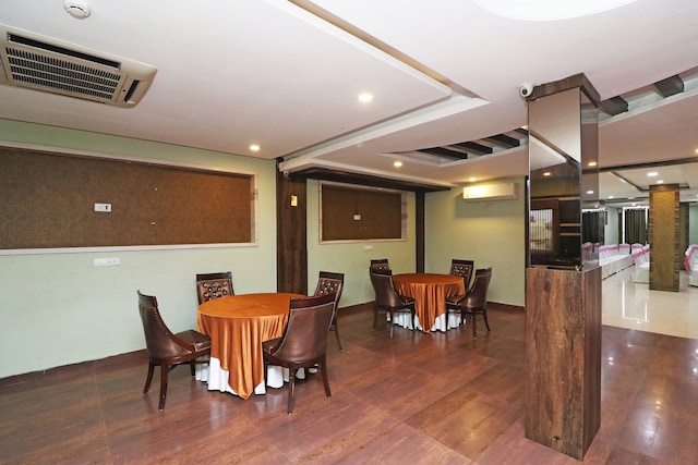 Townhouse Oak by OYO Bhilai Railway Junction Formerly Hotel Lotus - Townhouse Oak by OYO Bhilai Railway Junction Formerly Hotel Lotus, Block 2, Plot No. 6, GE Rd, Shastri Nagar, Bhilai, Chhattisgarh 490023, India