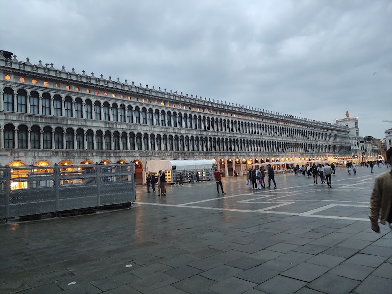 Campo dei Tolentini - Campo dei Tolentini, Santa Croce, 203, 30135 Venezia VE, Italy