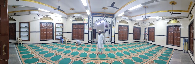 Ahle Hadees Masjid - Ahle Hadees Masjid, 3V38+6CP, Prem Nagar Rd, Naik Nagar, Dharavi, Mumbai, Maharashtra 400022, India