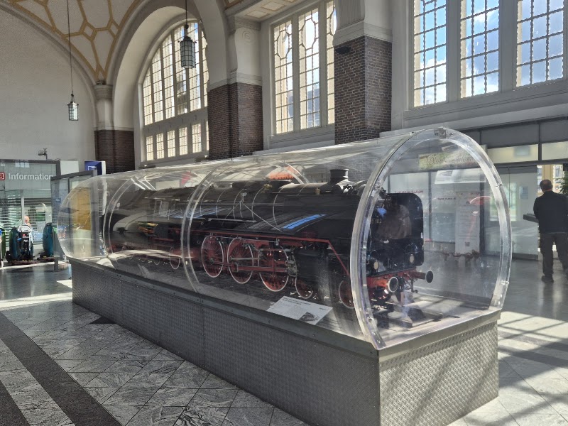 Darmstadt Hauptbahnhof - Darmstadt Hauptbahnhof, 64293 Darmstadt, Germany