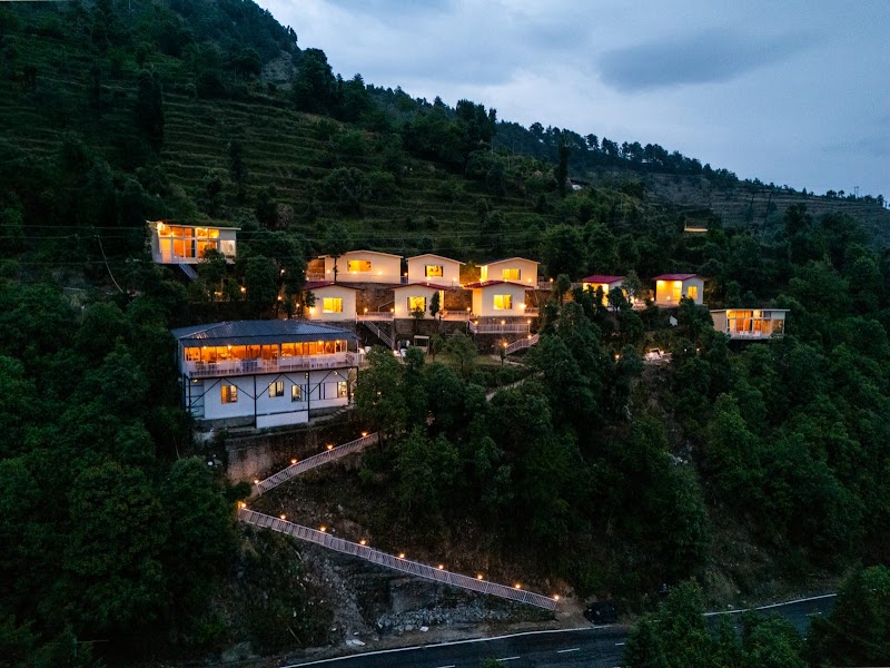 Ila by Aaryam, Kanatal