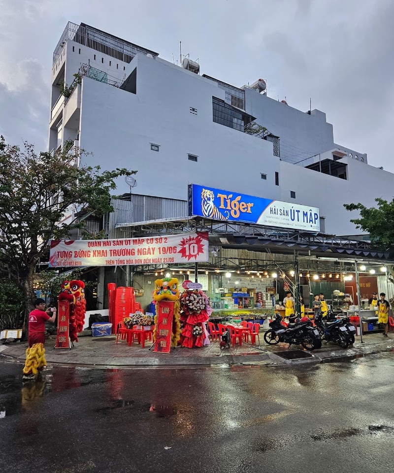 Đóng cửa