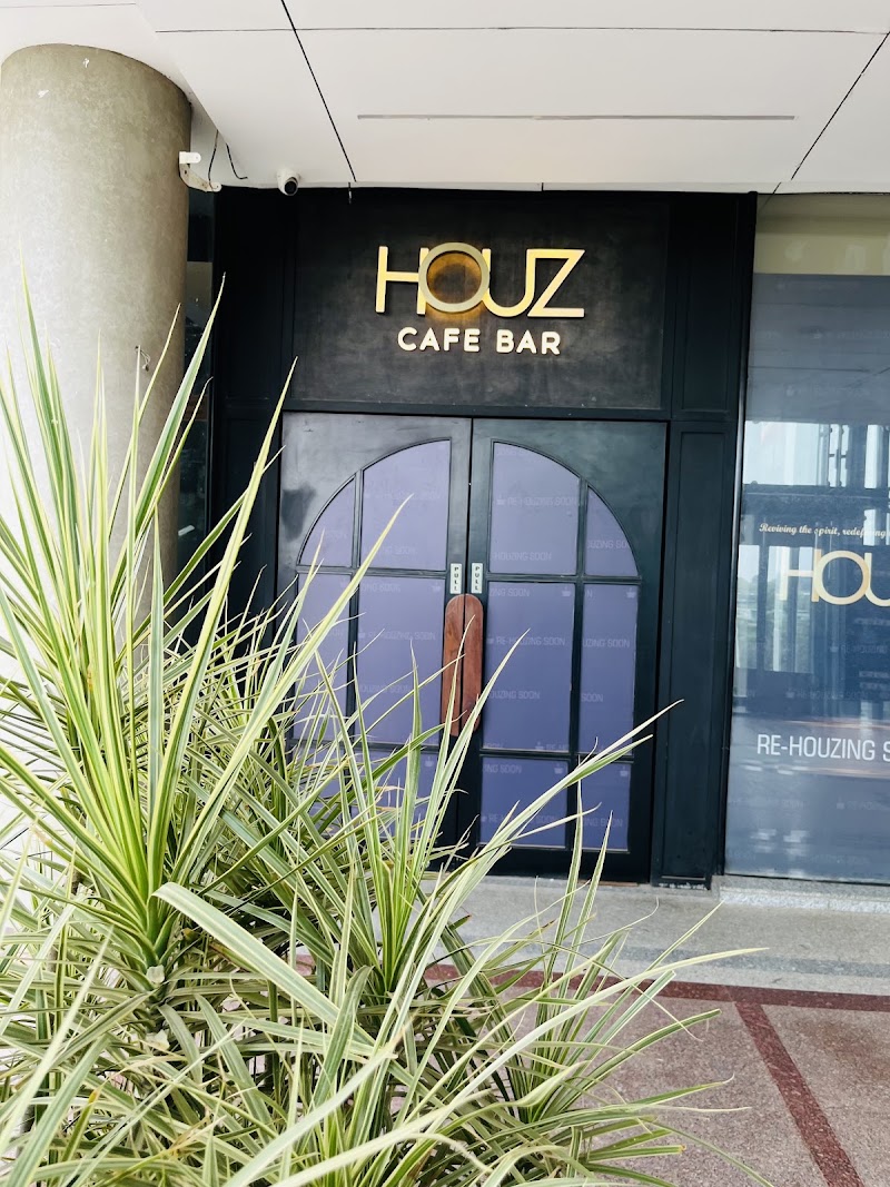 HOUZ Cafe Bar - HOUZ Cafe Bar First Floor, Worldmark, Sector 65, Gurugram, Haryana 122101, India