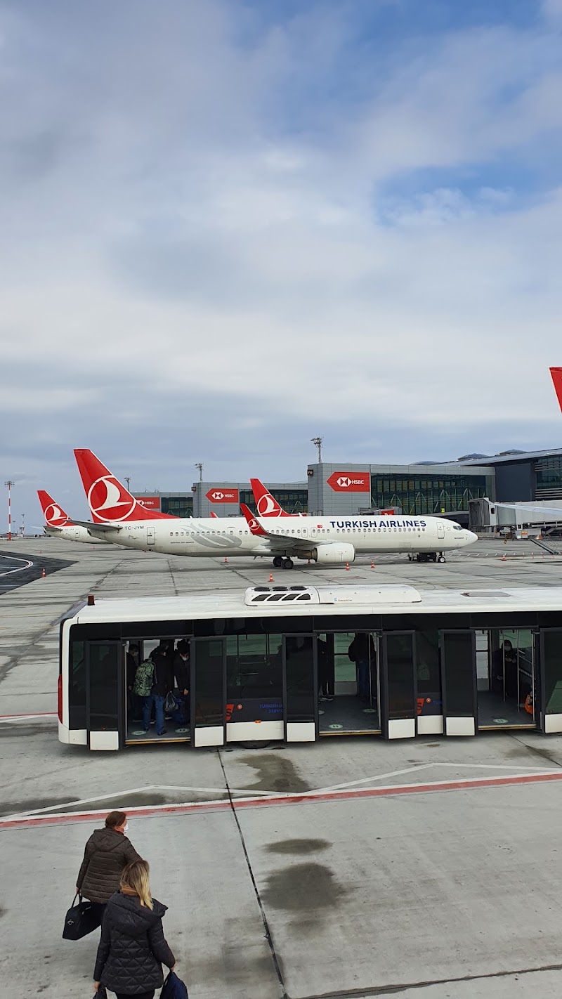 Turkish Airlines (Direktion) - Turkish Airlines (Direktion) Büchsenstraße 15, 70173 Stuttgart, Germany