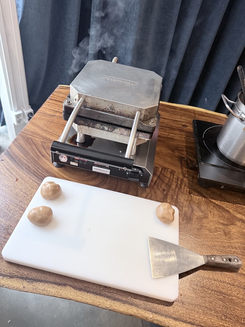 The Stroopwafel Workshop - The Stroopwafel Workshop, Albert Cuypstraat 194, 1073 BL Amsterdam, Netherlands