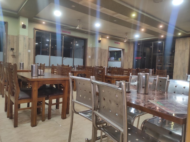 New Milan - Travellers Restaurant - New Milan - Travellers Restaurant Pen, Tarankhop, Maharashtra 402107, India