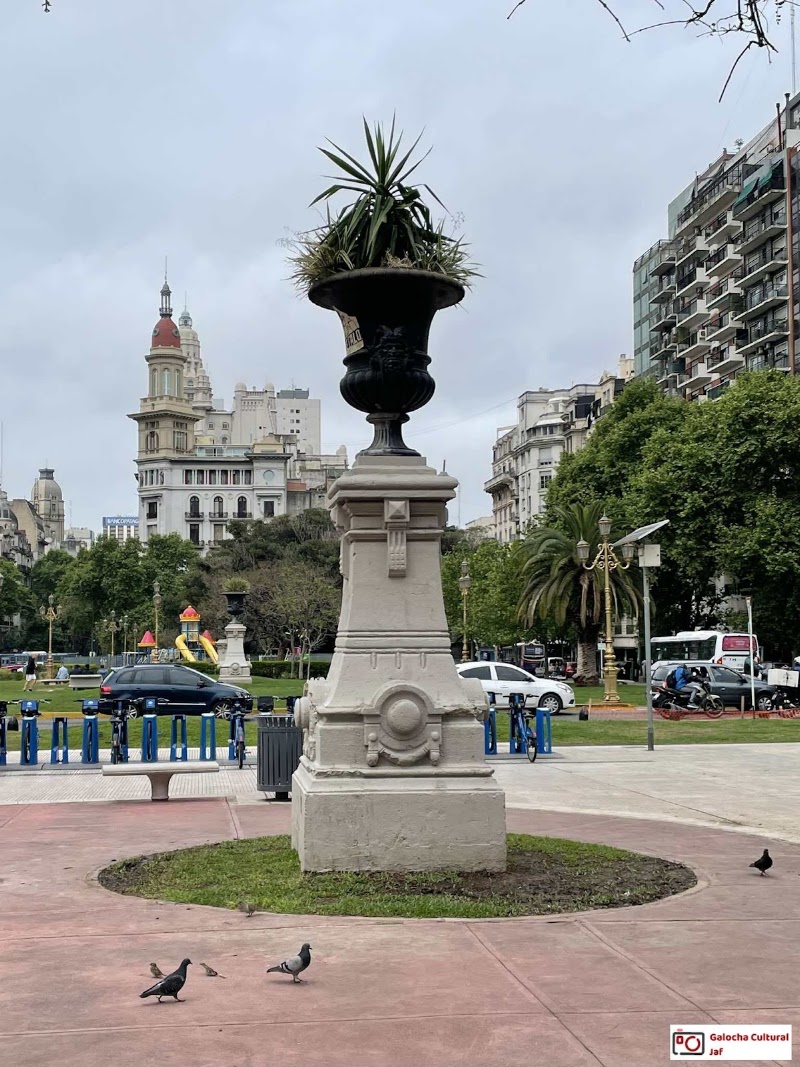 Plaza del Congreso de la Nación - Plaza del Congreso de la Nación, Solís 2, C1089 Cdad. Autónoma de Buenos Aires, Argentina