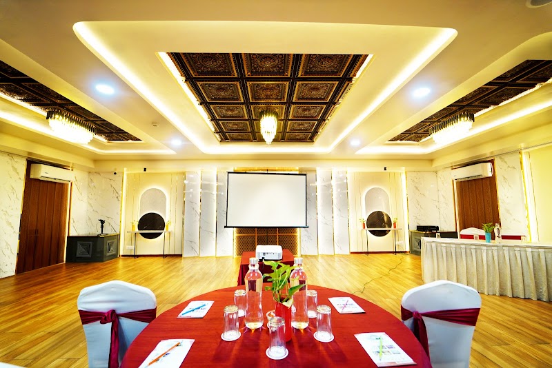 Hotel Excellency (A Unit of Excellency Resorts Pvt. Ltd.) - Hotel Excellency (A Unit of Excellency Resorts Pvt. Ltd.) Jhunjhunwala Garden, 74 C/9, near Master Canteen, Unit-2, Ashok Nagar, Bhubaneswar, Odisha 751009, India